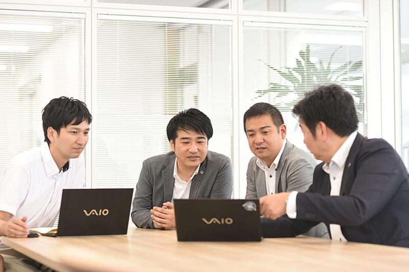 株式会社ジップ