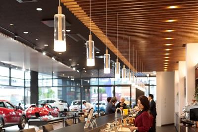 株式会社 岡山マツダ